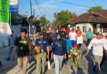 Kolaborasi KKN UNISNU dan UNWAHAS : Bersama Warga Karimunjawa Meriahkan HUT Kemerdekaan