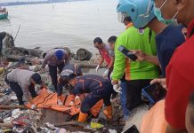 Geger Penemuan Sosok Mayat Perempuan di Tumpukan Sampah Pantai Bulu